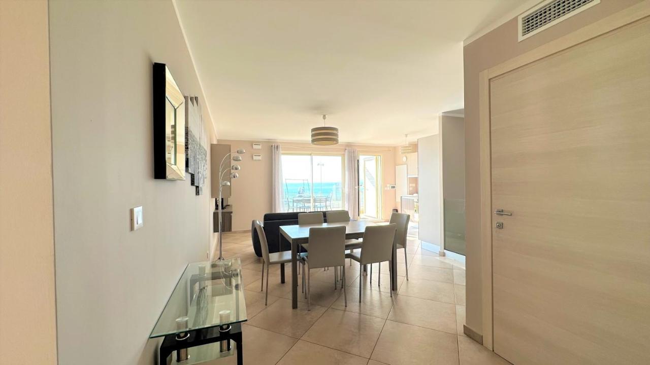 Le Midi 8 By Estates Appartamento