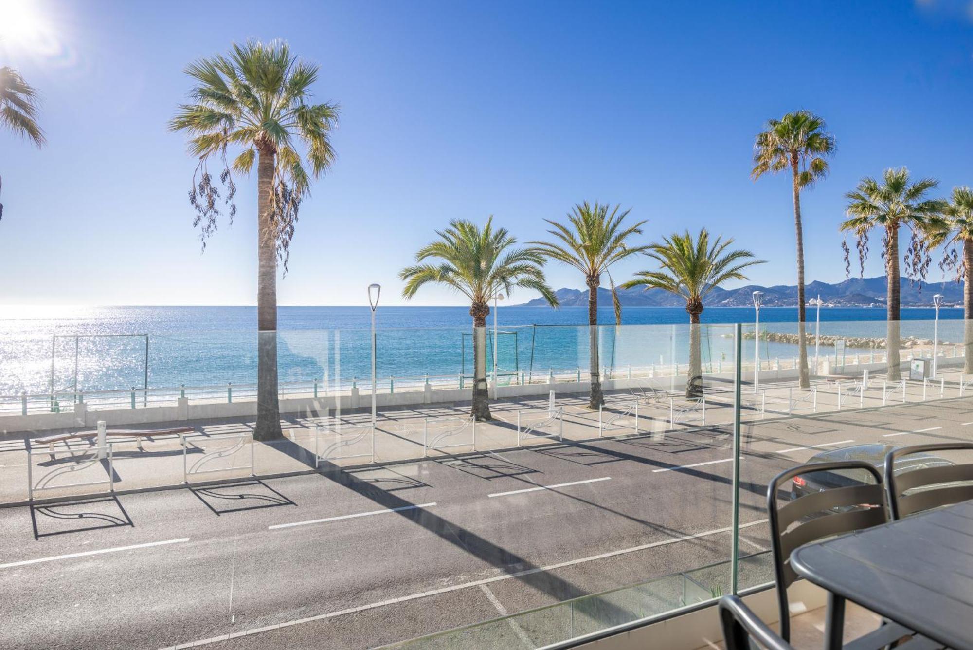 Le Midi 8 By Estates Appartamento