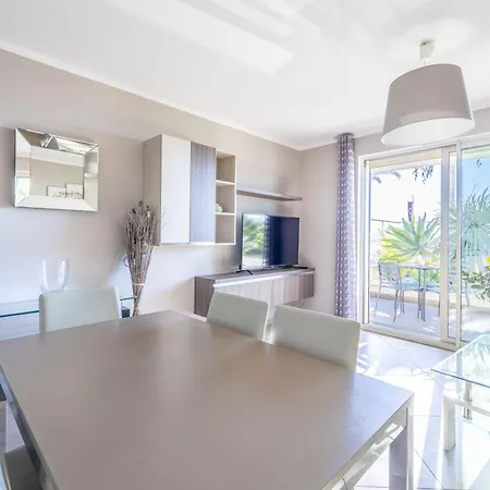 Le Midi 8 By Estates Cannes Extérieur photo
