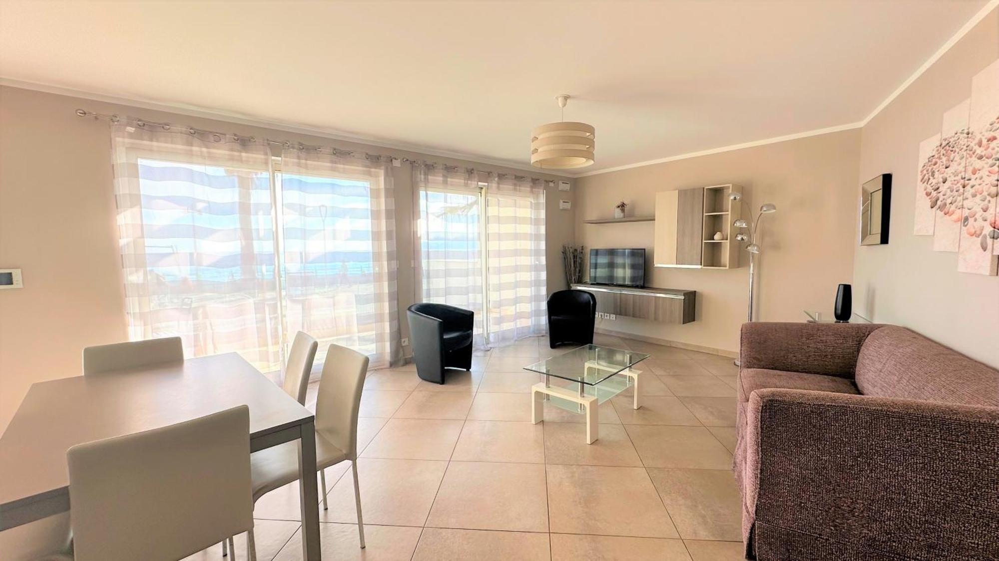 Le Midi 8 By Estates Appartement *