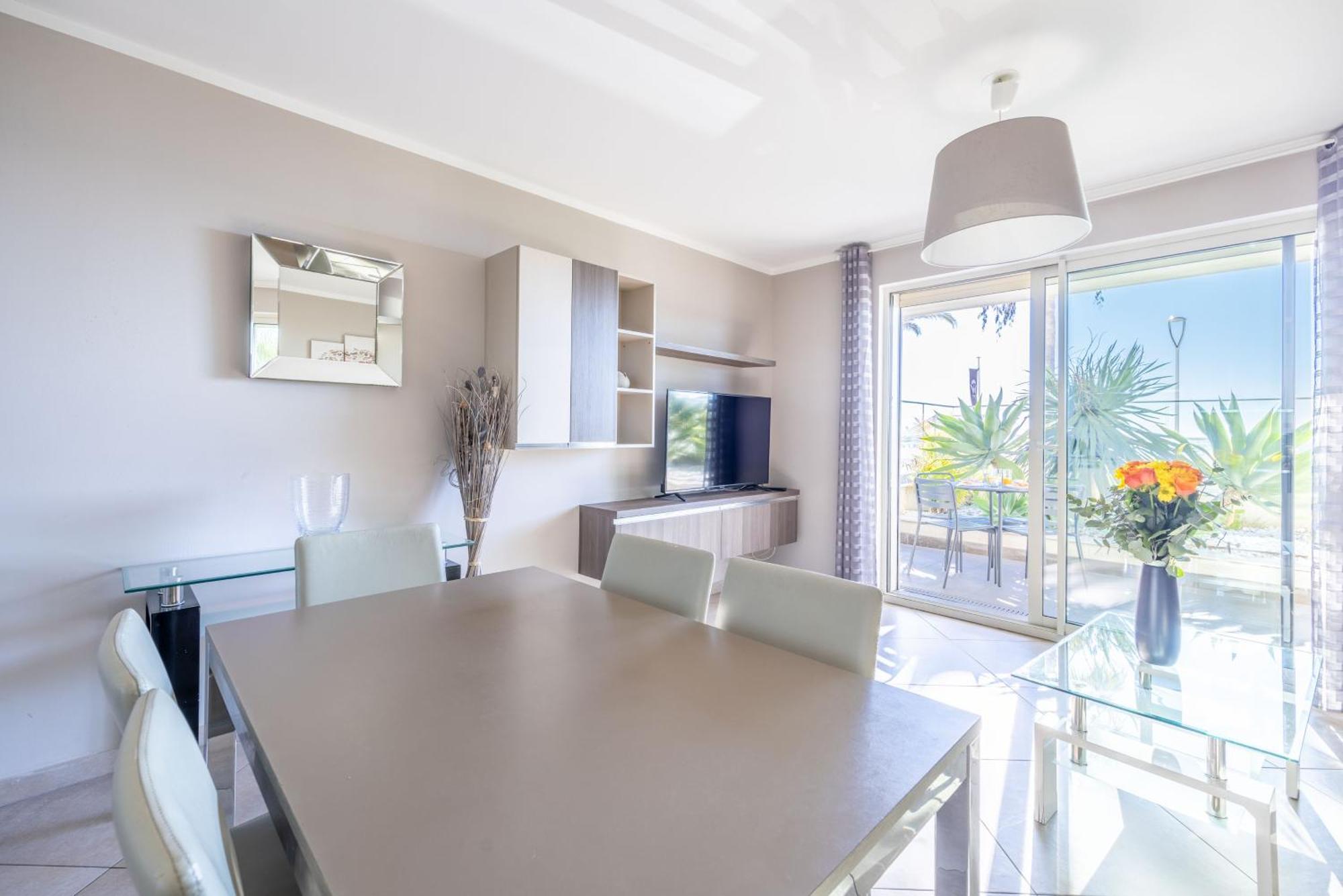 Appartement Le Midi 8 By Estates Cannes